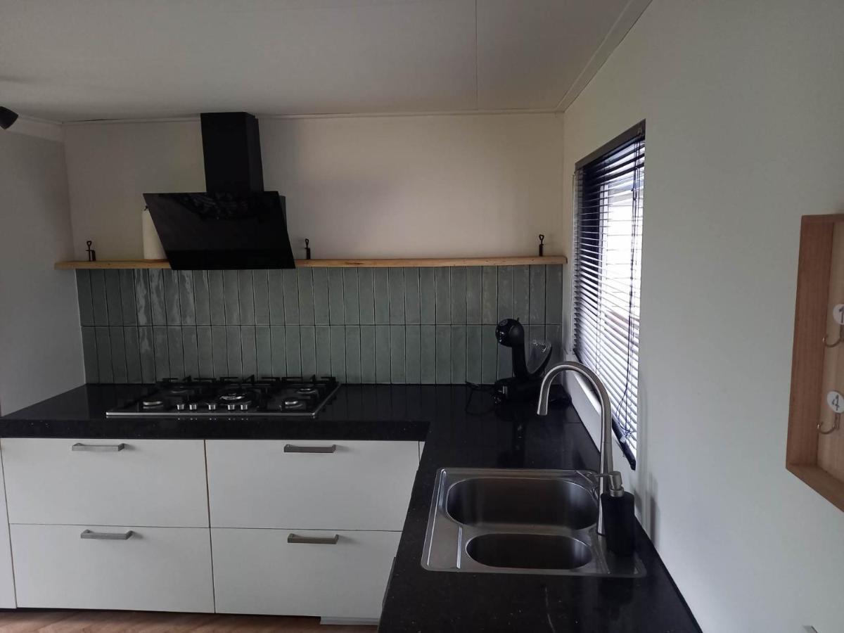 Vakantiechalet Tip 30 Op Vakantiepark De Heische Tip เซลันด์ ภายนอก รูปภาพ
